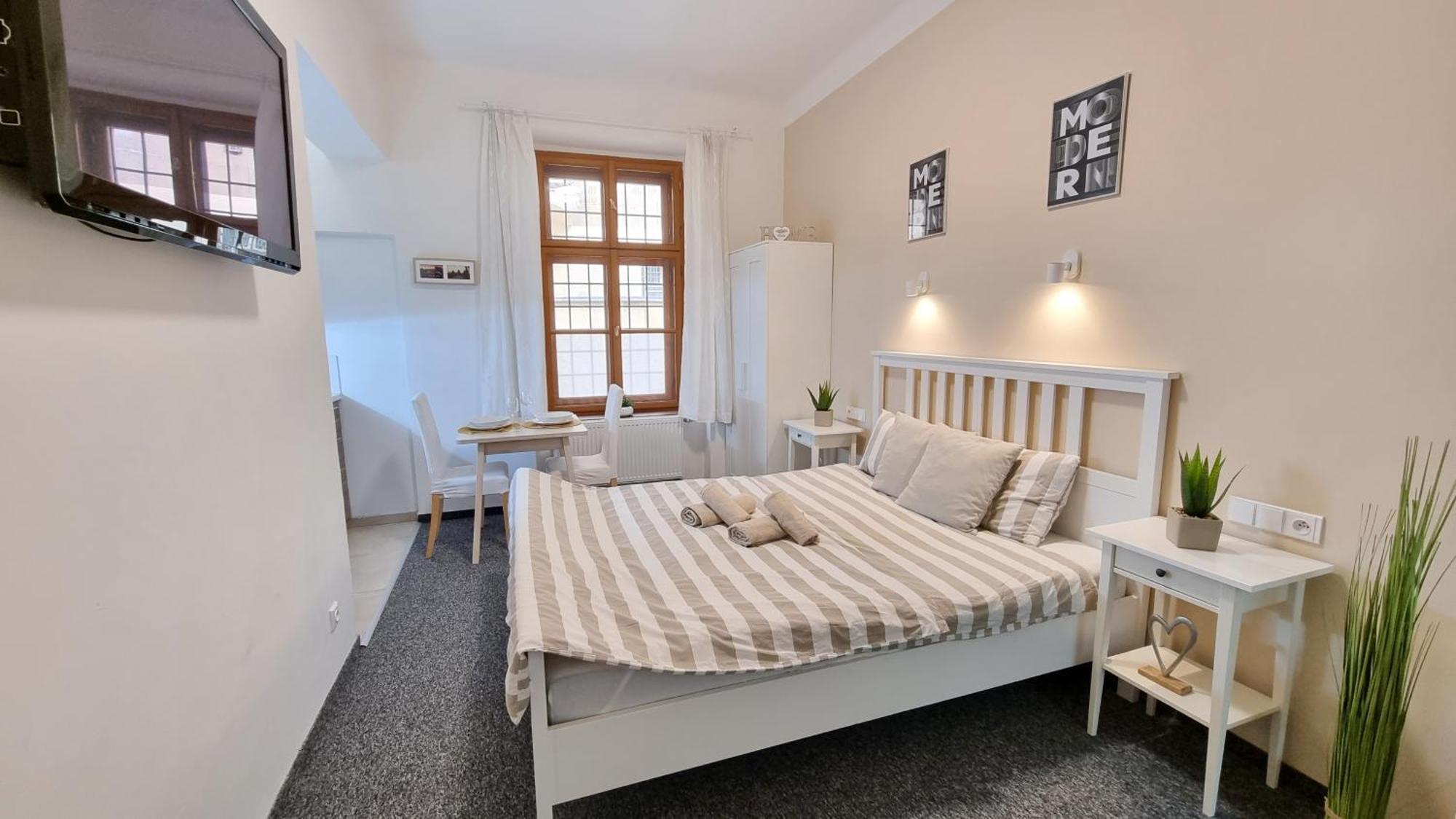 Finnem Rentals Florenc Prag Zimmer foto